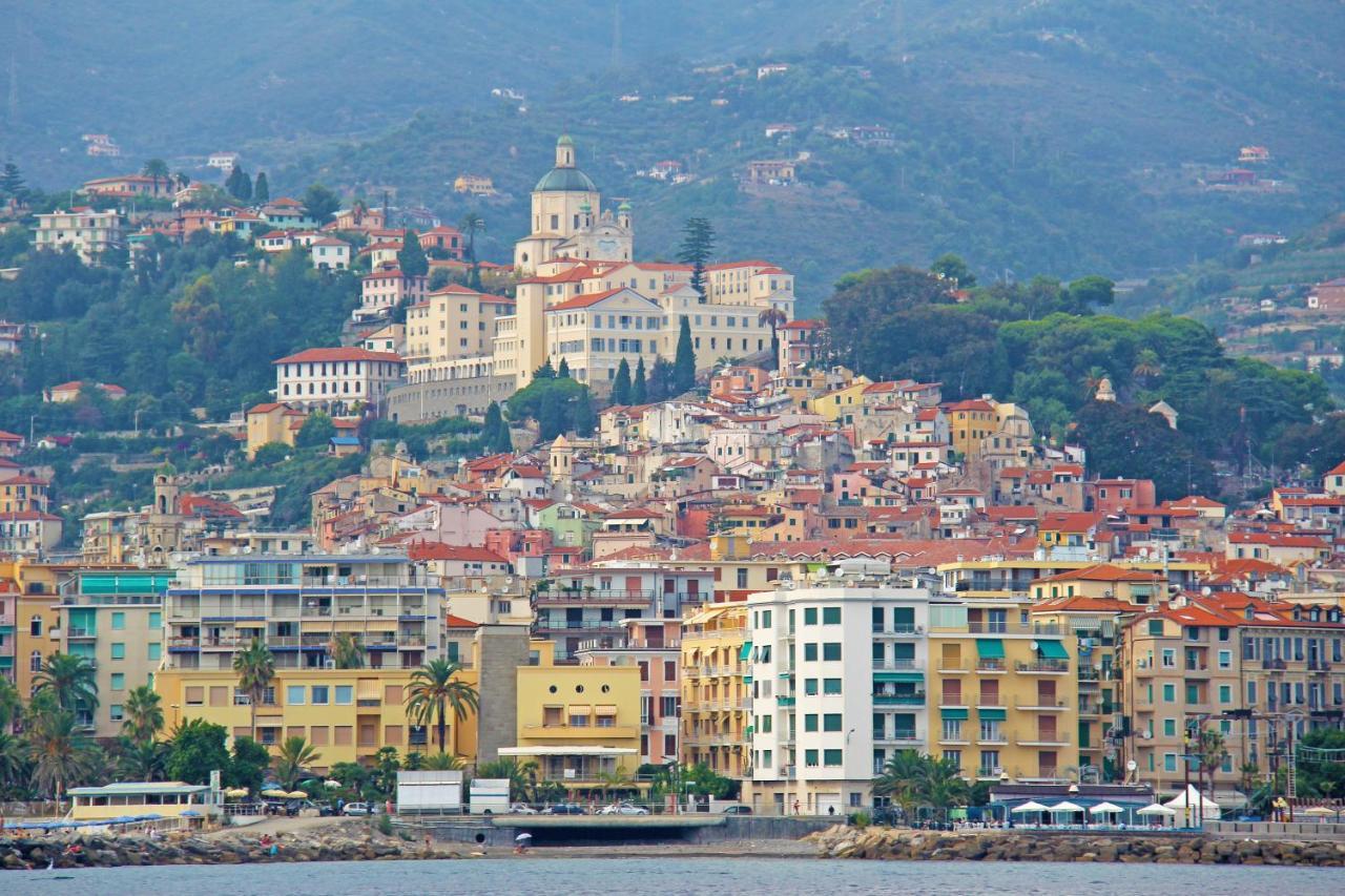 La Lincolnia - With Garden And Seaview - Happy Rentals Sanremo Exterior photo