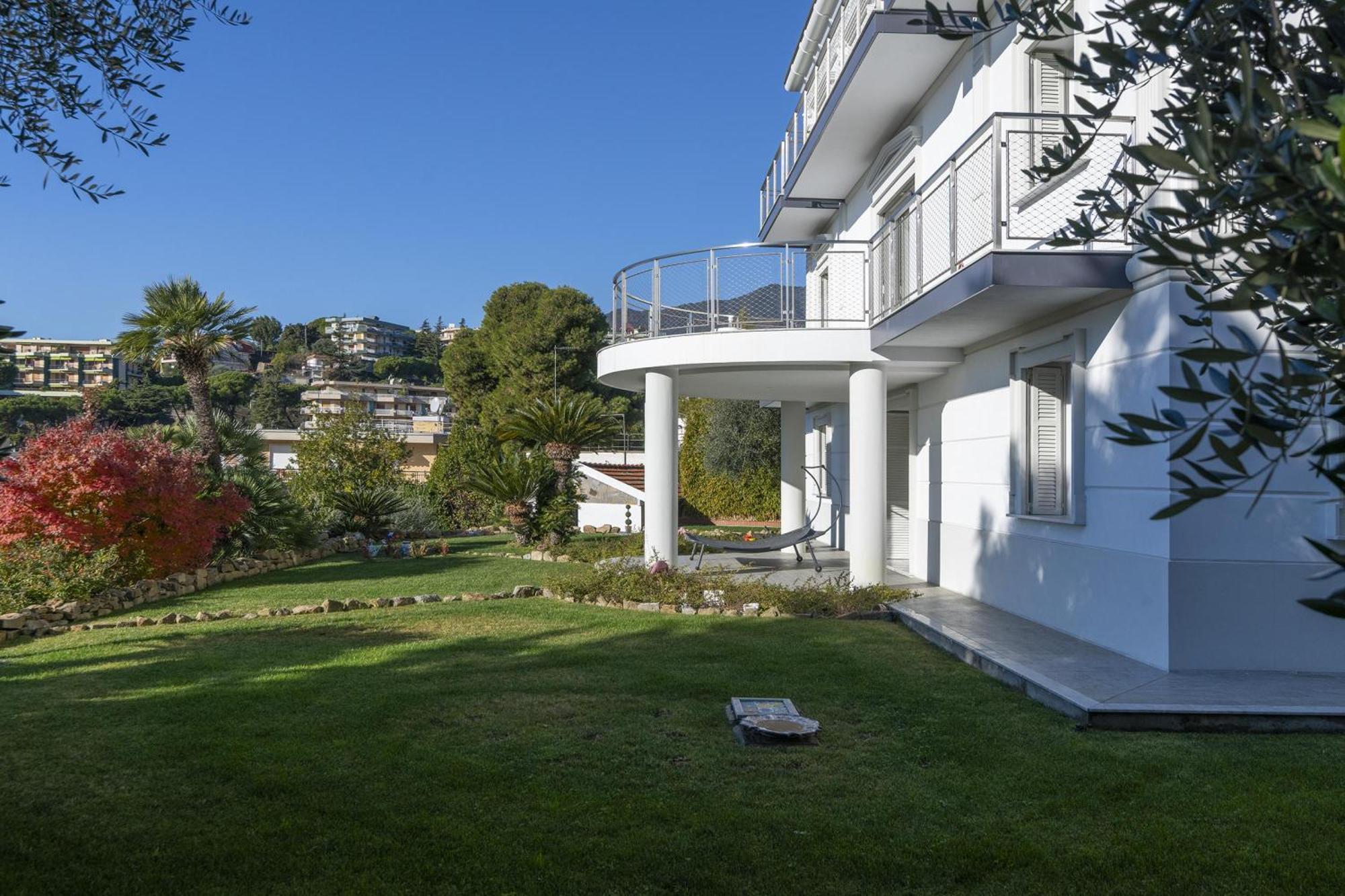 La Lincolnia - With Garden And Seaview - Happy Rentals Sanremo Exterior photo